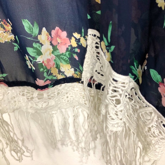 RACHAEL & CHLOE FLORAL OPEN FRONT KIMONO CARDIGAN - Picture 3 of 4